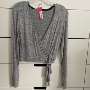 Gray long sleeved wrap shirt
